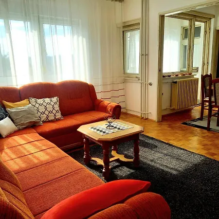 Zvijezda Apartman 图兹拉