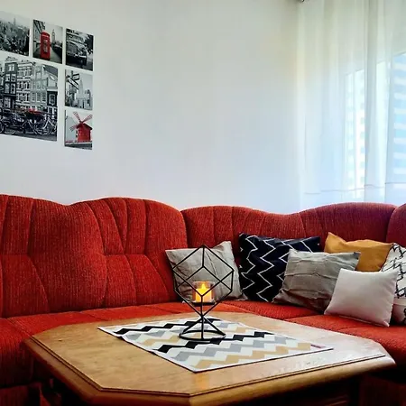 公寓 Zvijezda Apartman 图兹拉